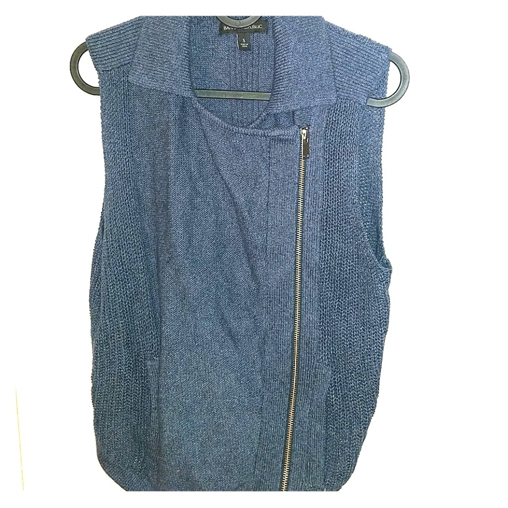Blue Banana Republic sweater vest with front zip